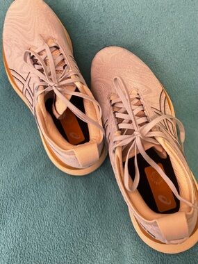 ASICS Women's light blue  Running Shoes with Yellow Accents